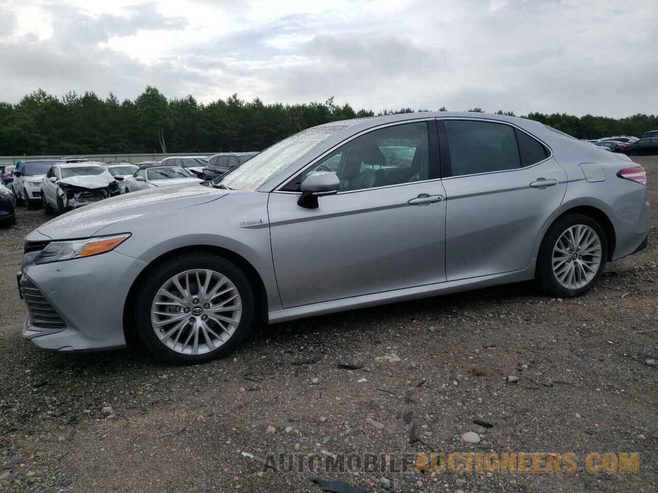 4T1B21HK6JU002517 TOYOTA CAMRY 2018