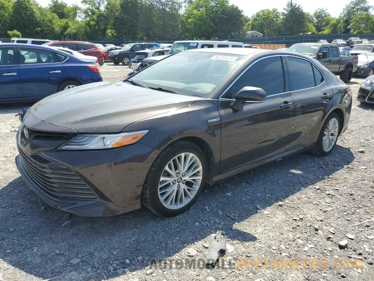 4T1B21HK6JU002954 TOYOTA CAMRY 2018