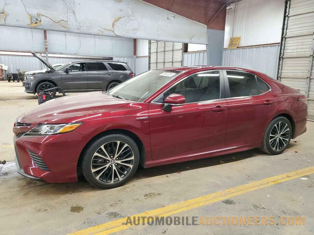 4T1B21HK6JU503780 TOYOTA CAMRY 2018