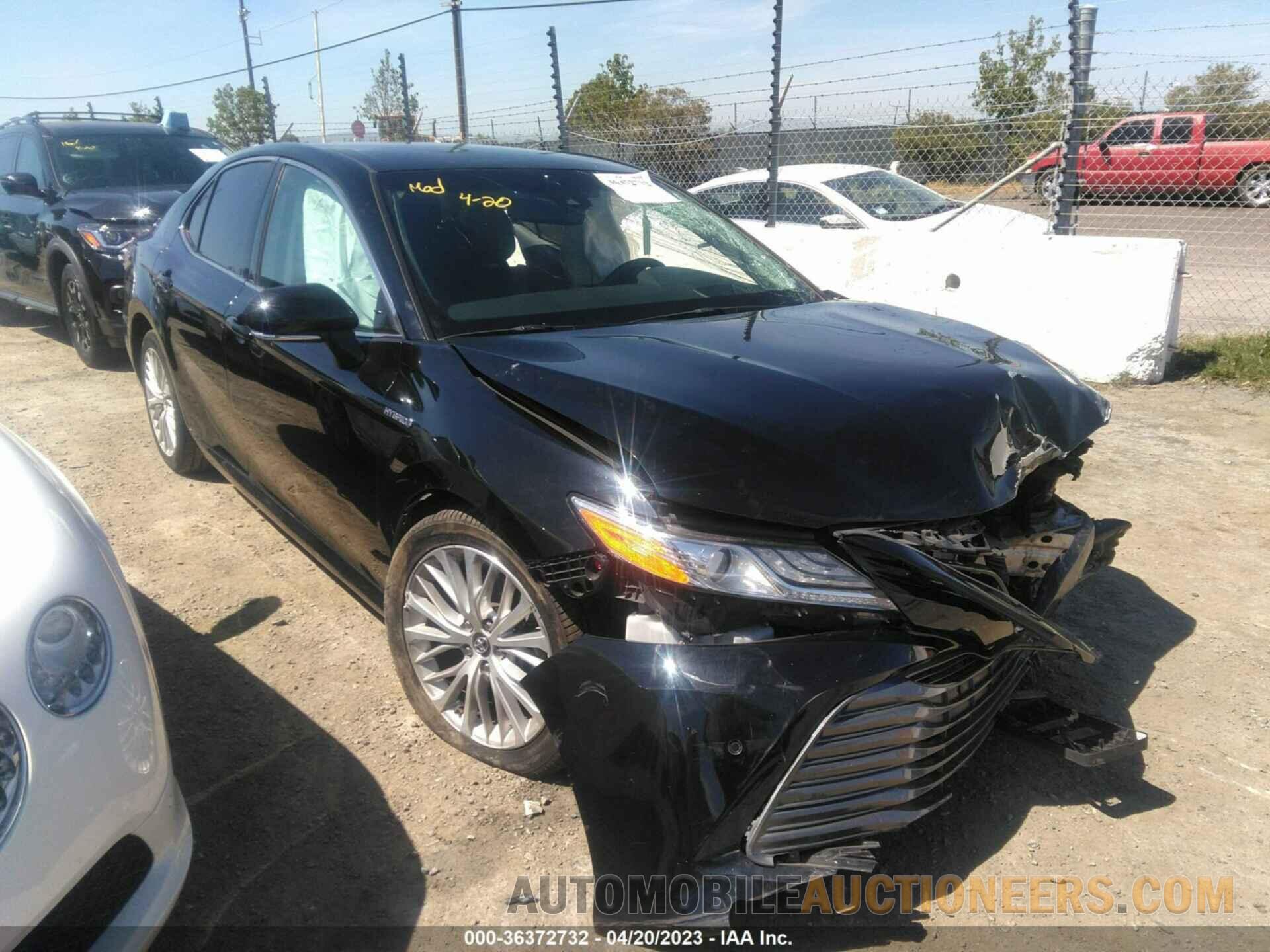 4T1B21HK6JU504881 TOYOTA CAMRY 2018