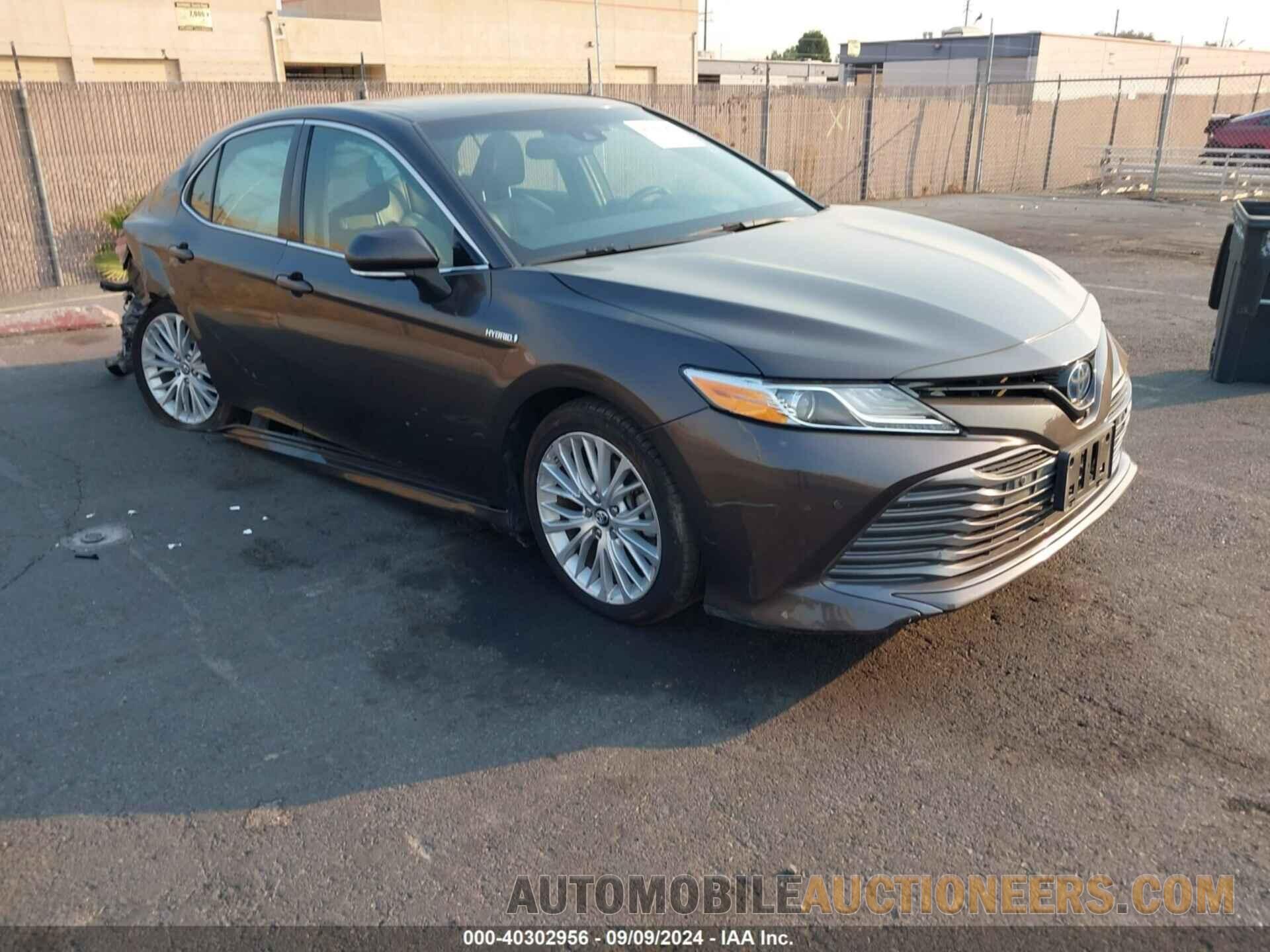 4T1B21HK6JU505531 TOYOTA CAMRY HYBRID 2018