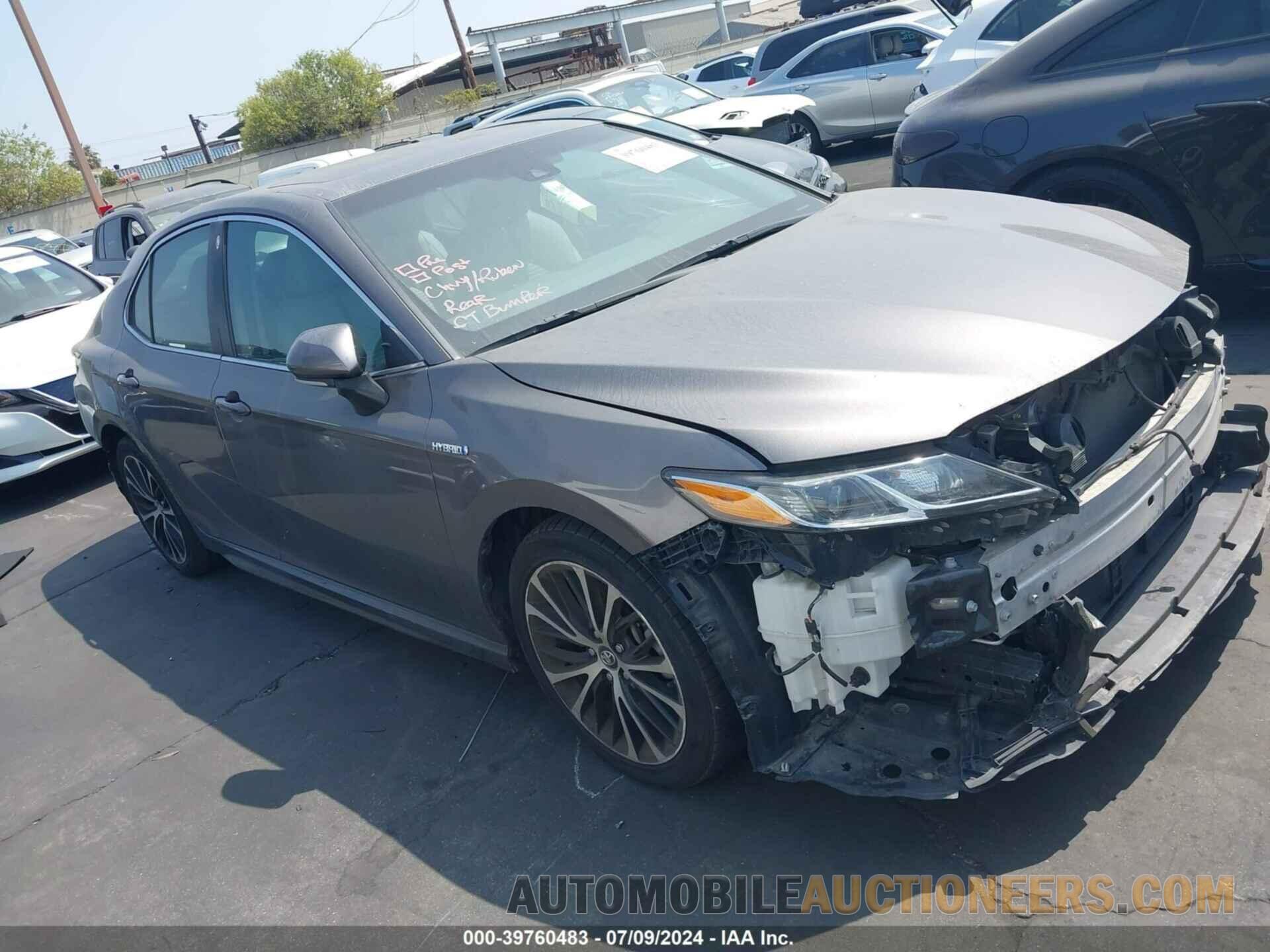 4T1B21HK6JU507893 TOYOTA CAMRY HYBRID 2018