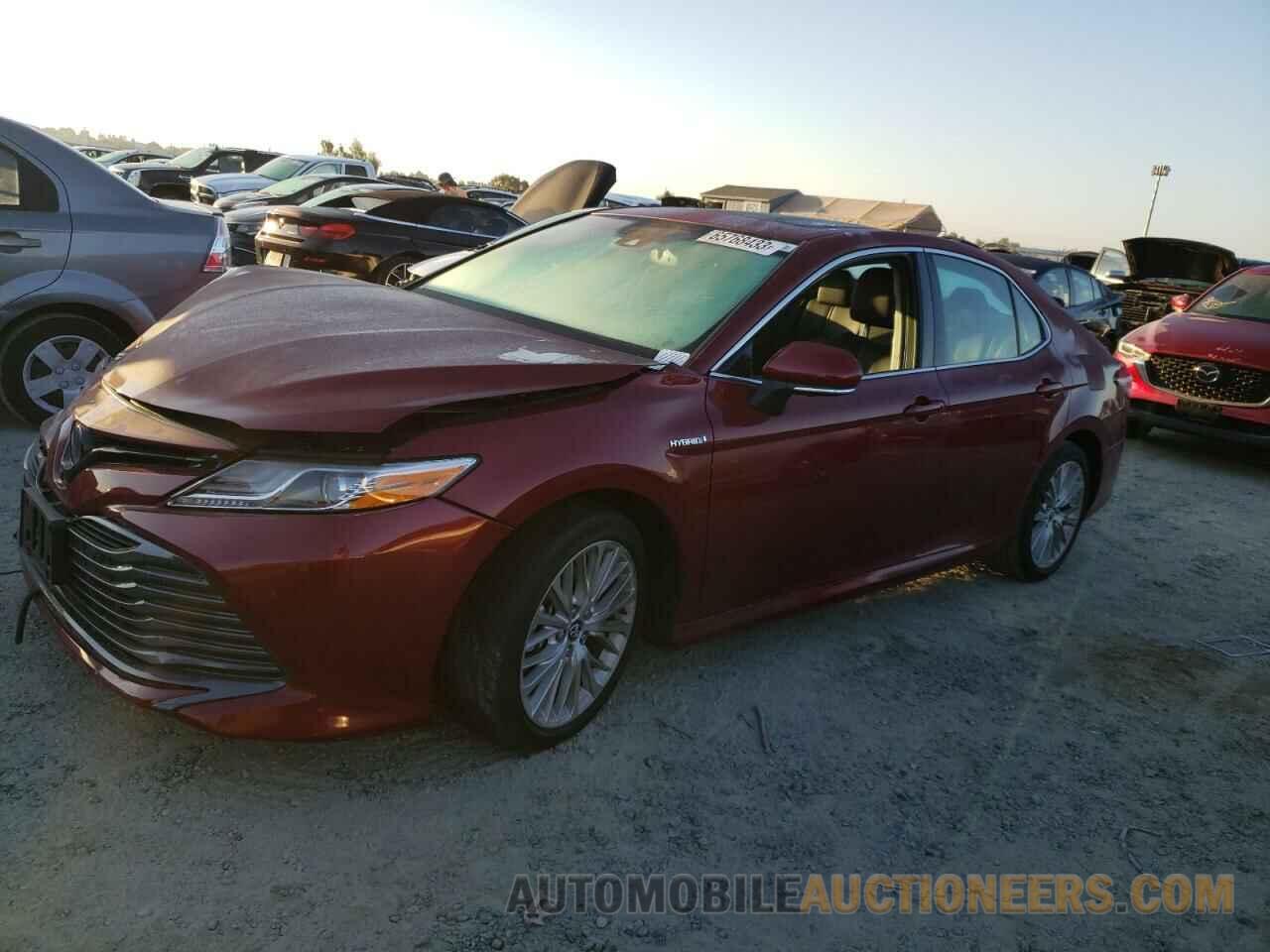 4T1B21HK6JU508915 TOYOTA CAMRY 2018