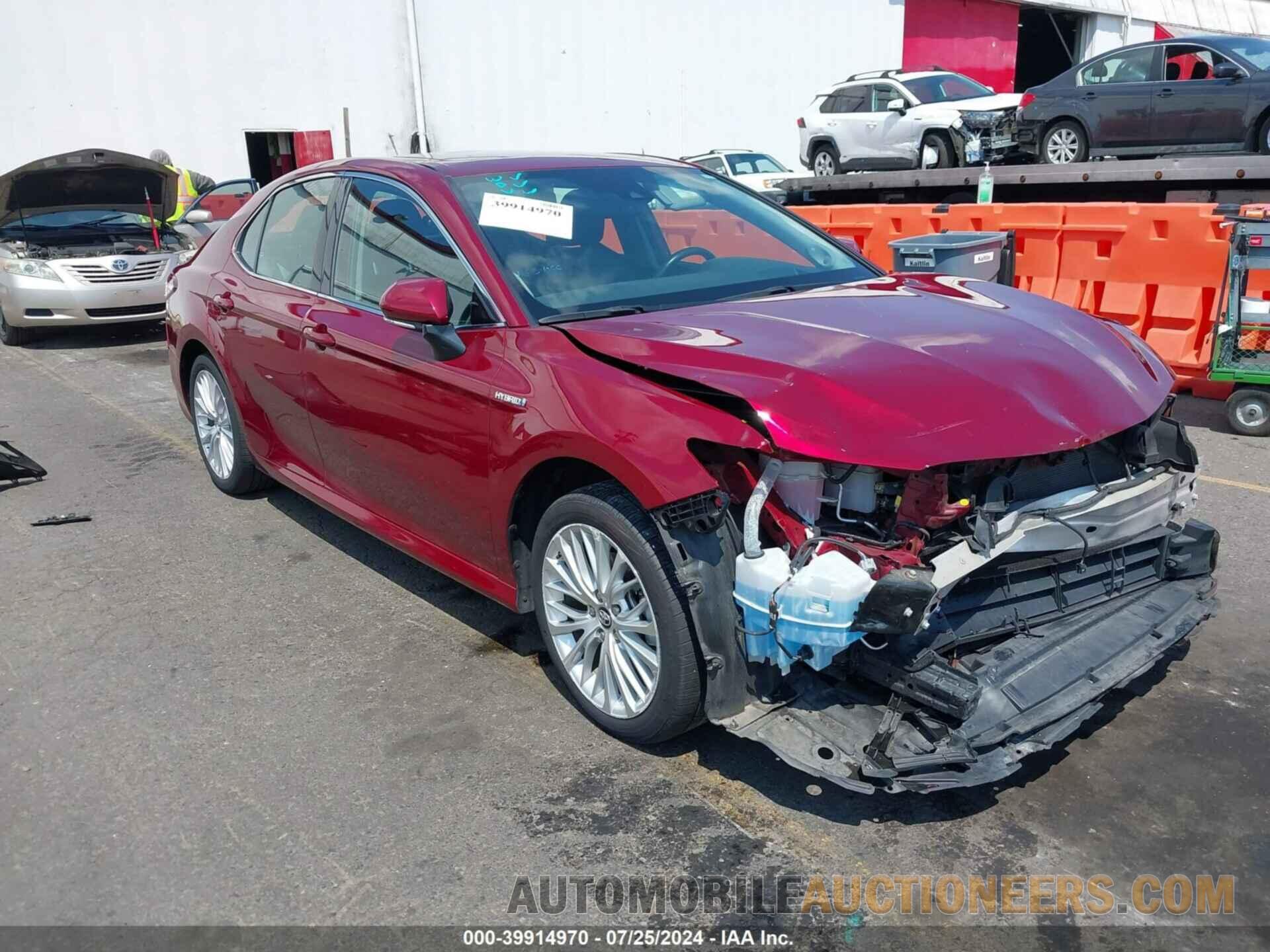 4T1B21HK6KU513646 TOYOTA CAMRY HYBRID 2019