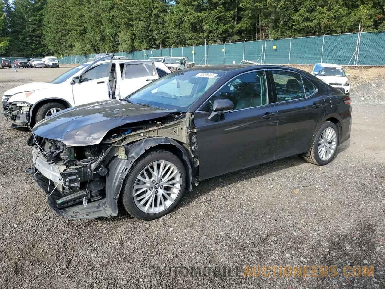 4T1B21HK7JU004809 TOYOTA CAMRY 2018