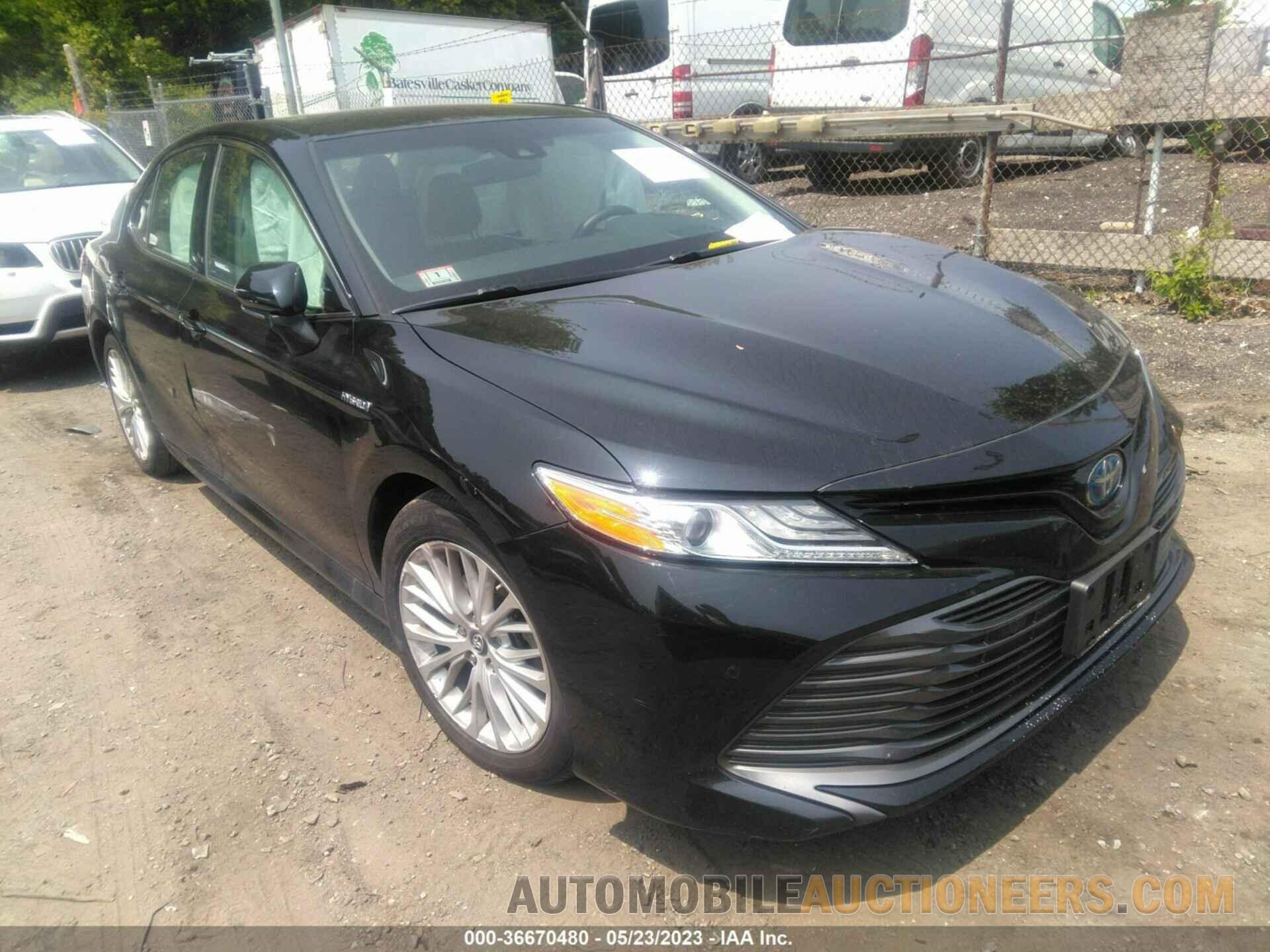 4T1B21HK8JU002325 TOYOTA CAMRY 2018