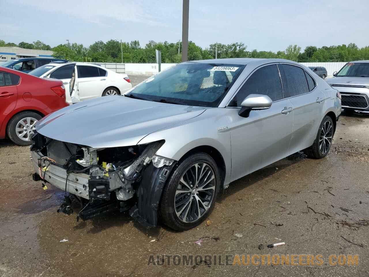 4T1B21HK8JU003443 TOYOTA CAMRY 2018