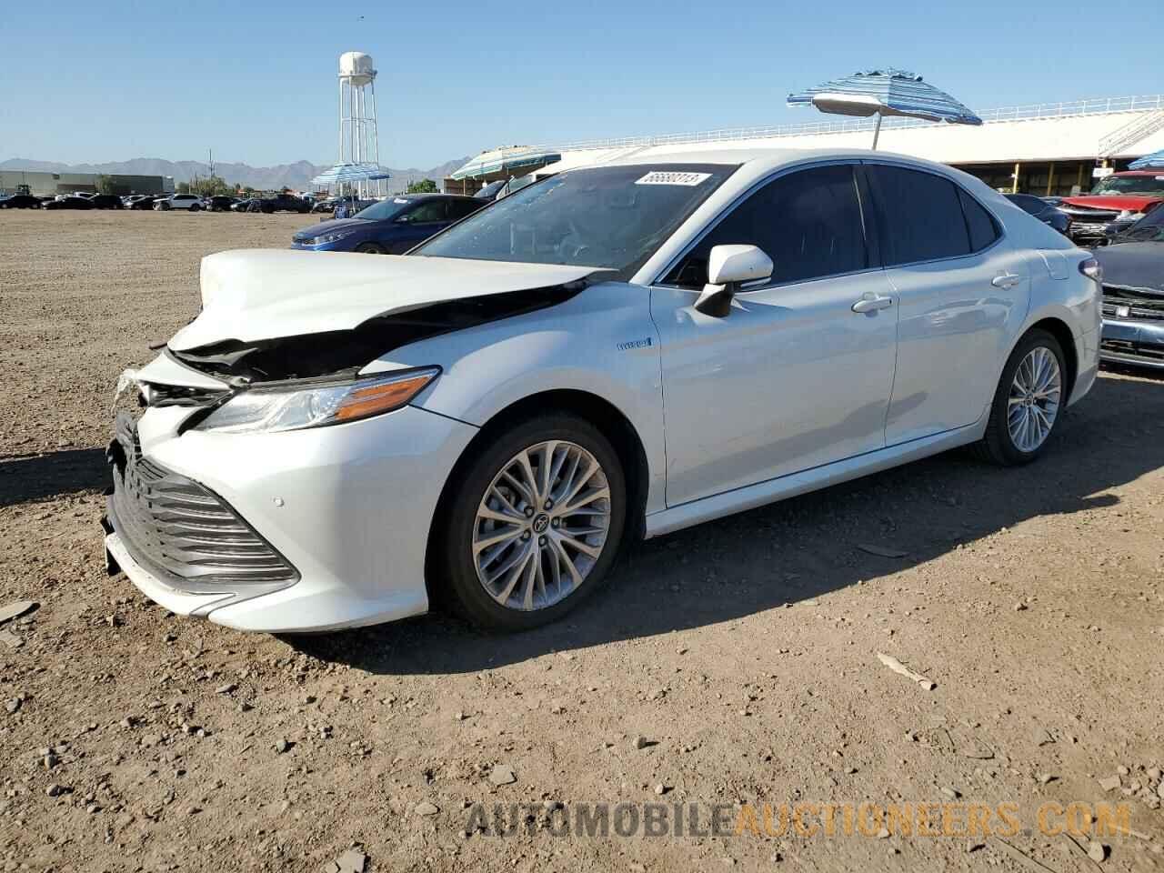 4T1B21HK8JU004236 TOYOTA CAMRY 2018