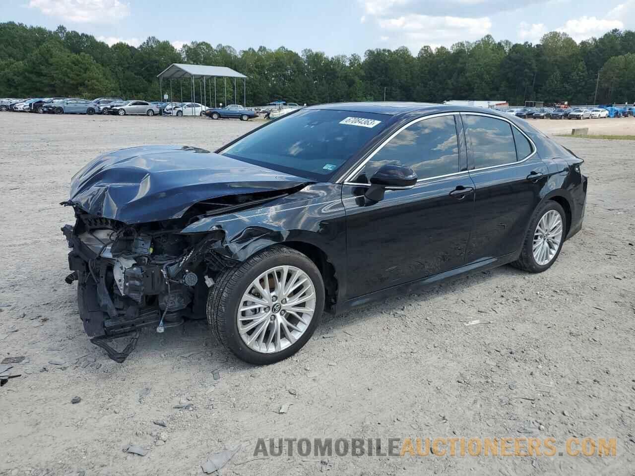 4T1B21HK8JU005421 TOYOTA CAMRY 2018