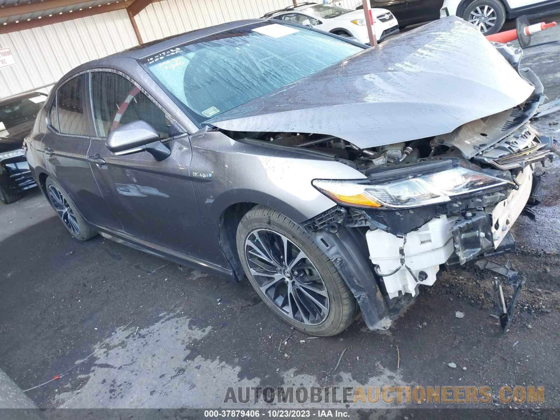 4T1B21HK8JU500931 TOYOTA CAMRY 2018