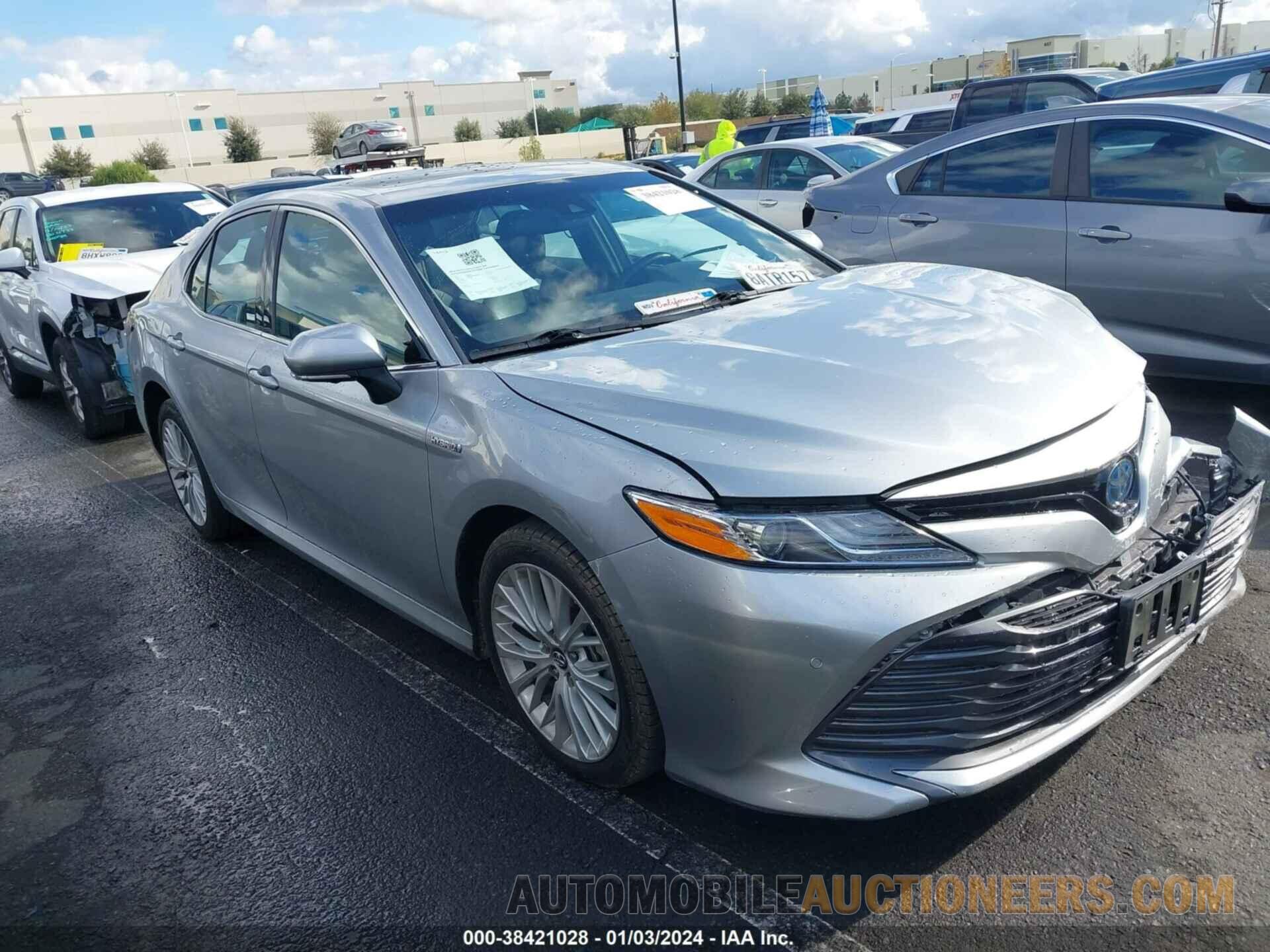 4T1B21HK8JU502291 TOYOTA CAMRY HYBRID 2018