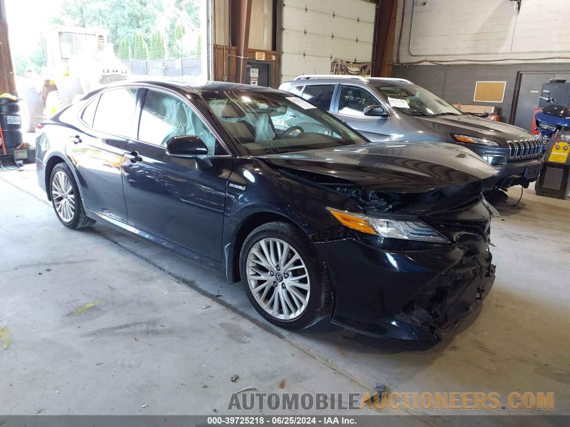 4T1B21HK8JU508656 TOYOTA CAMRY 2018