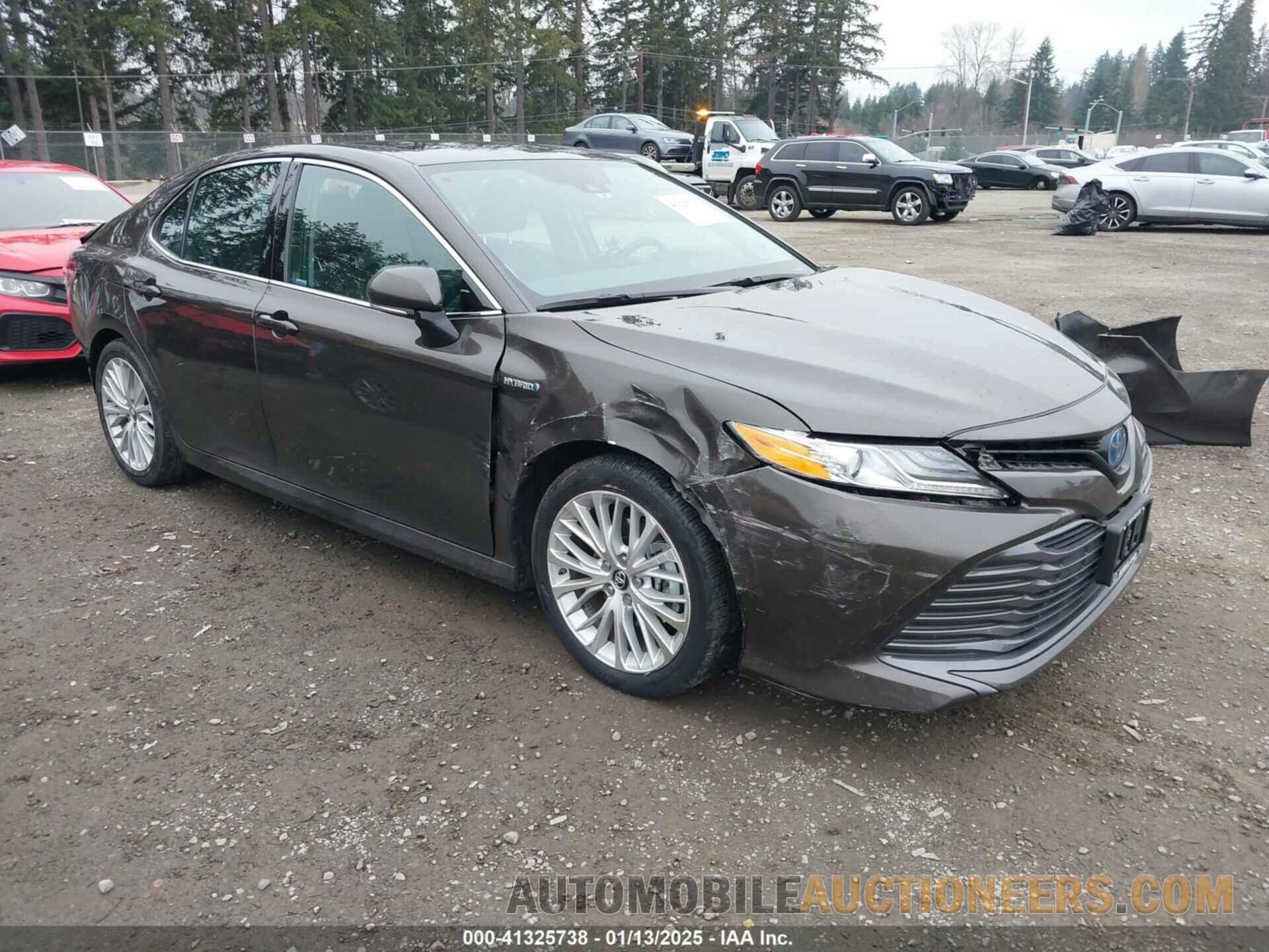 4T1B21HK8KU514622 TOYOTA CAMRY HYBRID 2019