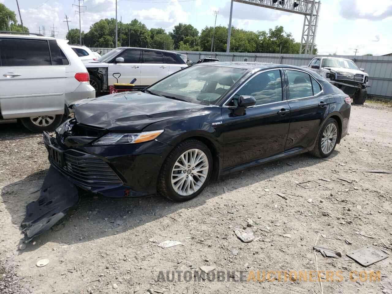 4T1B21HK9JU005377 TOYOTA CAMRY 2018