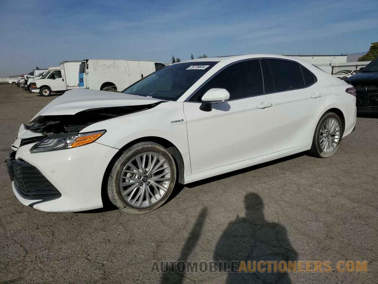 4T1B21HK9JU009705 TOYOTA CAMRY 2018