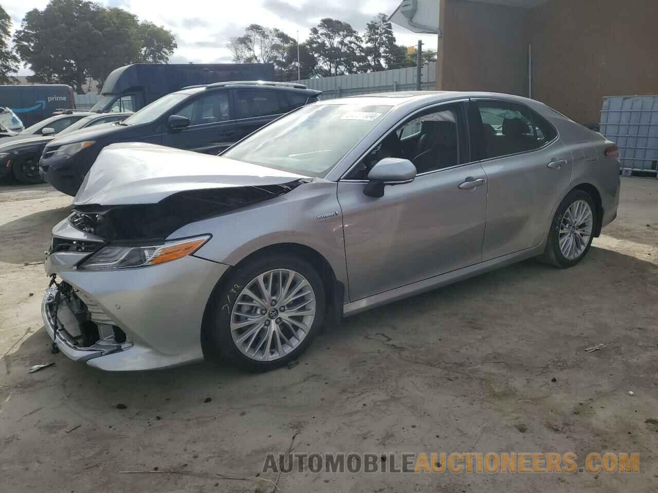 4T1B21HK9JU504602 TOYOTA CAMRY 2018