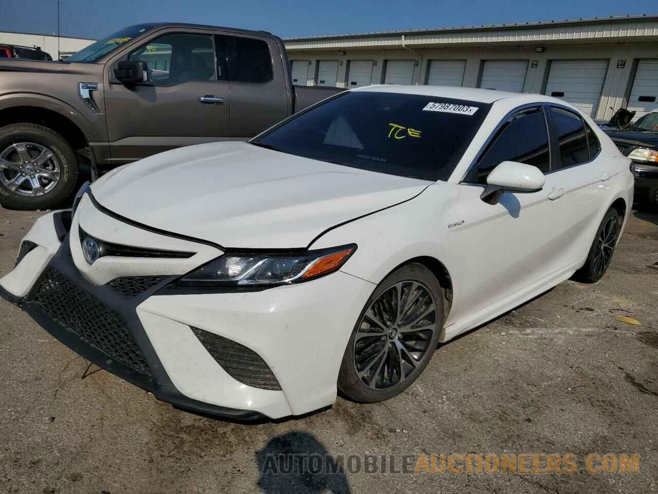 4T1B21HK9KU011326 TOYOTA CAMRY 2019