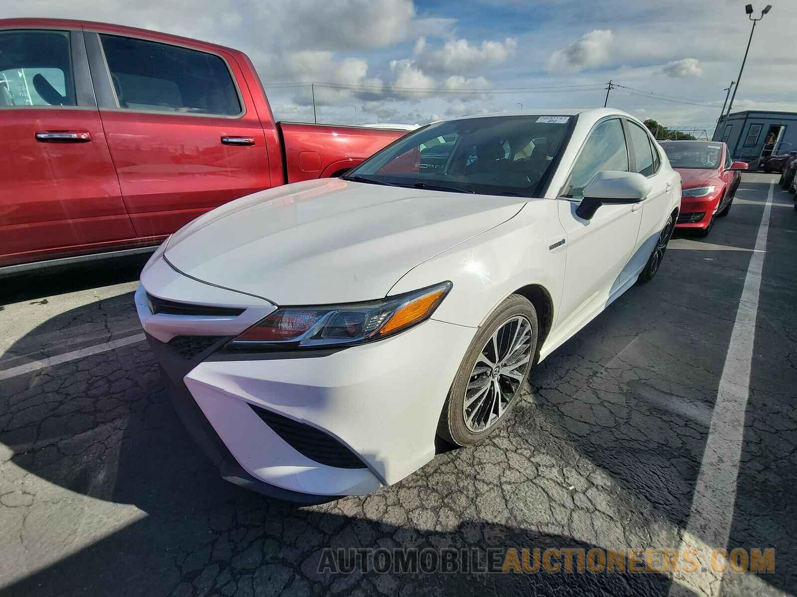 4T1B21HK9KU012184 Toyota Camry Hybrid 2019