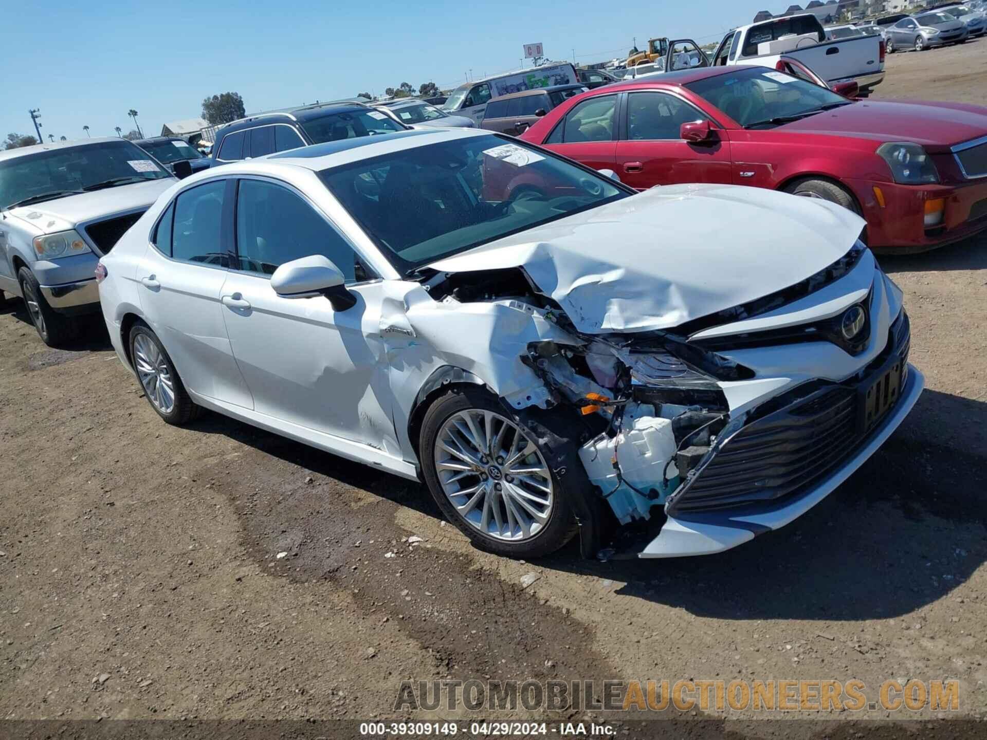 4T1B21HK9KU515987 TOYOTA CAMRY HYBRID 2019