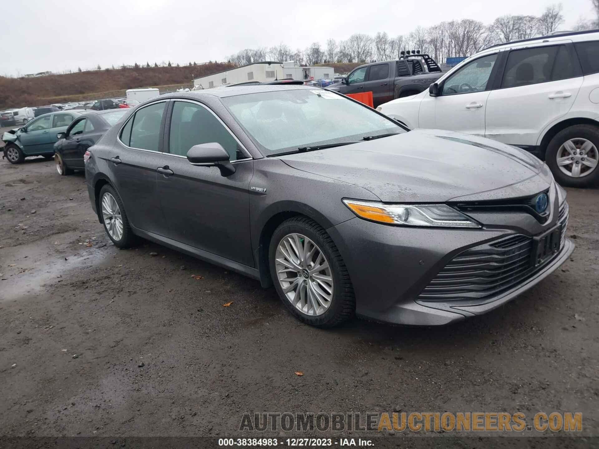 4T1B21HKXJU003721 TOYOTA CAMRY HYBRID 2018