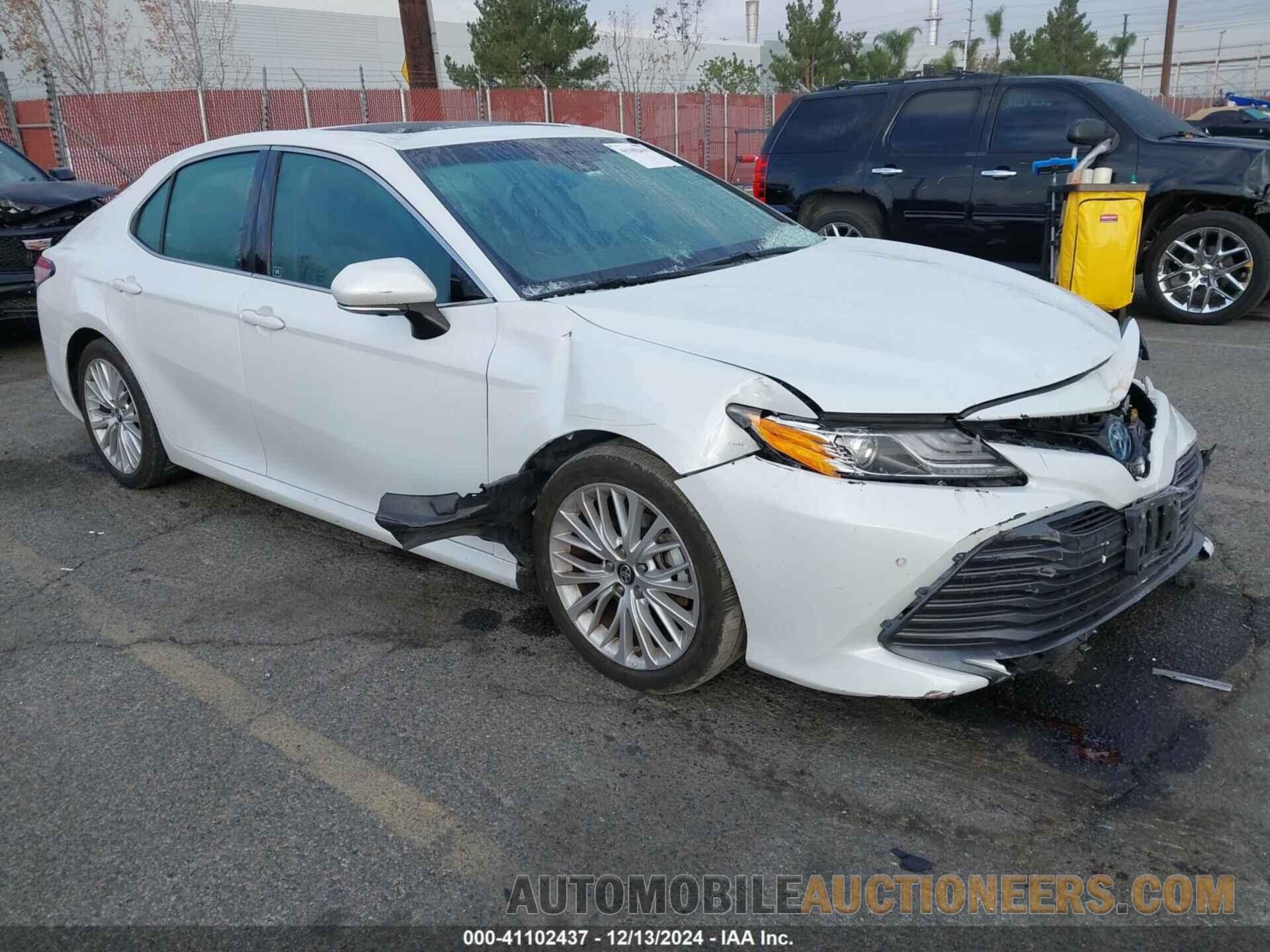 4T1B21HKXJU006621 TOYOTA CAMRY HYBRID 2018