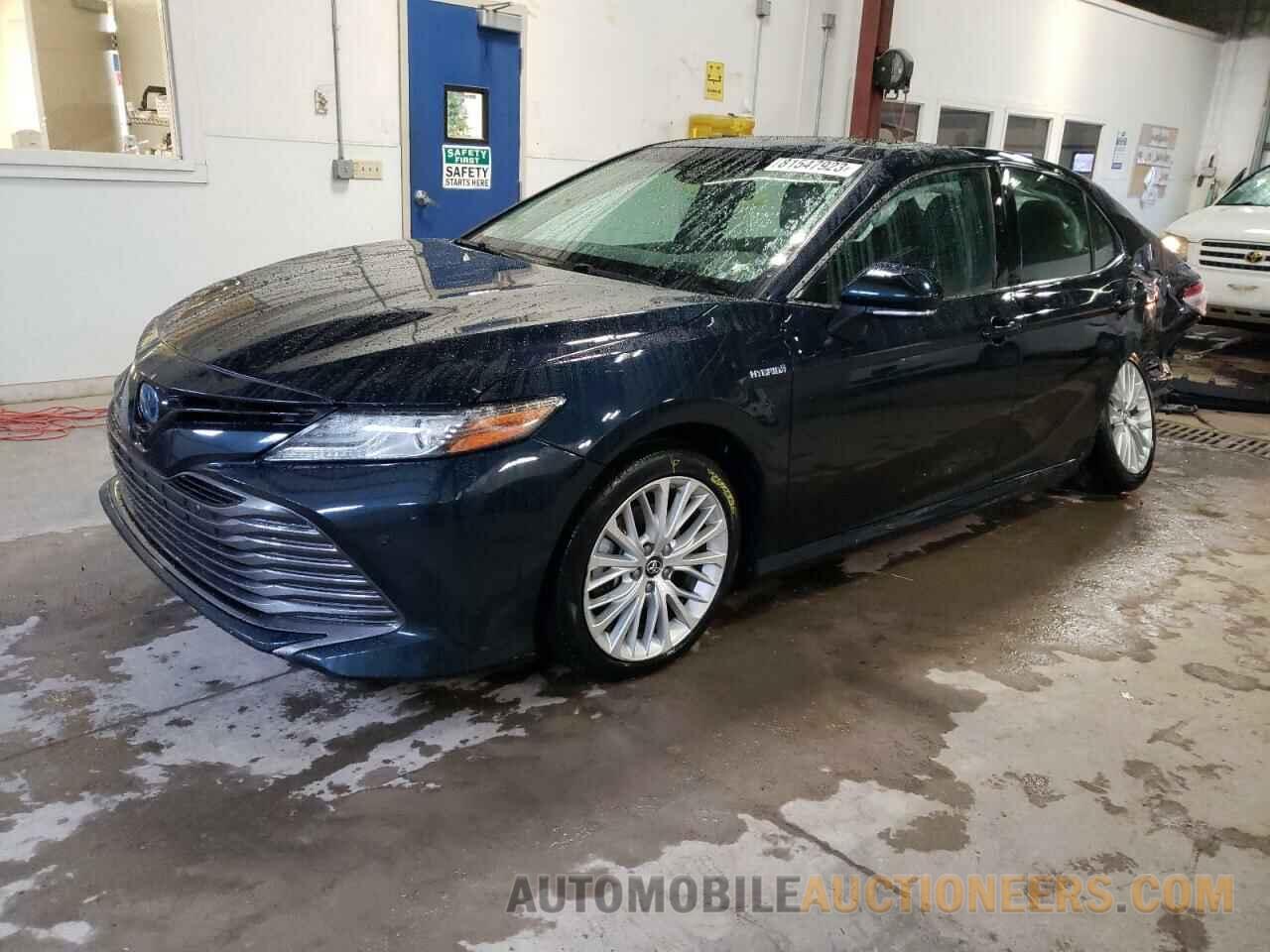 4T1B21HKXJU501482 TOYOTA CAMRY 2018