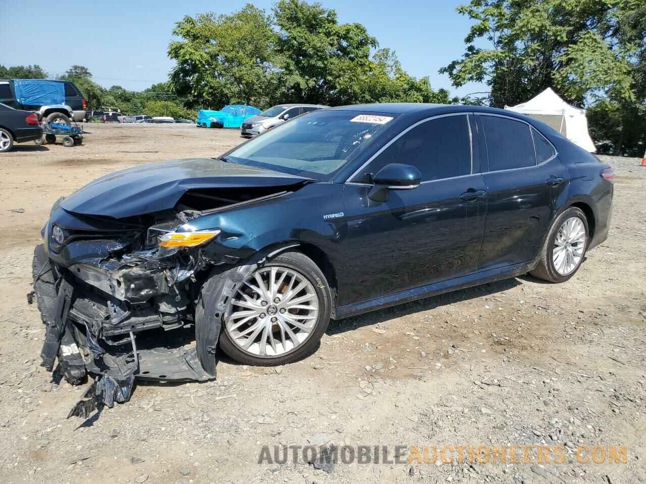 4T1B21HKXJU501725 TOYOTA CAMRY 2018