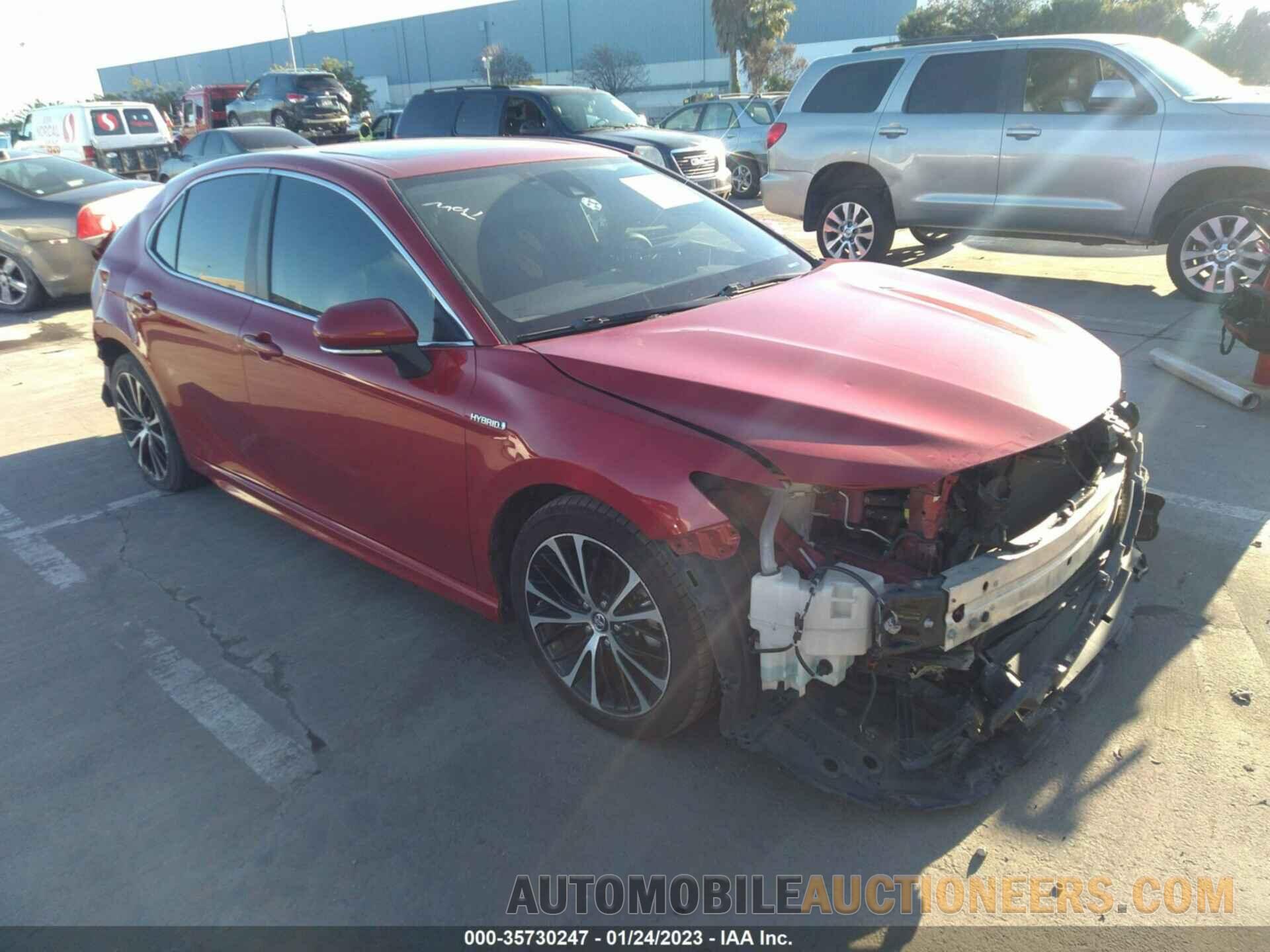 4T1B21HKXKU011335 TOYOTA CAMRY 2019