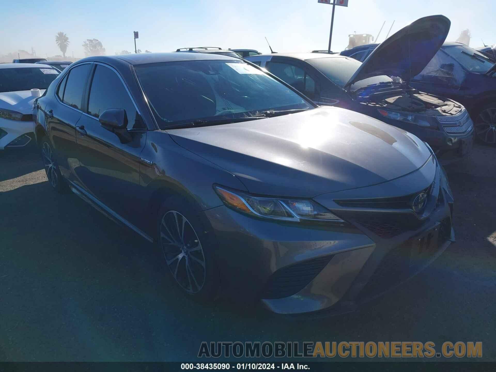 4T1B21HKXKU514850 TOYOTA CAMRY HYBRID 2019