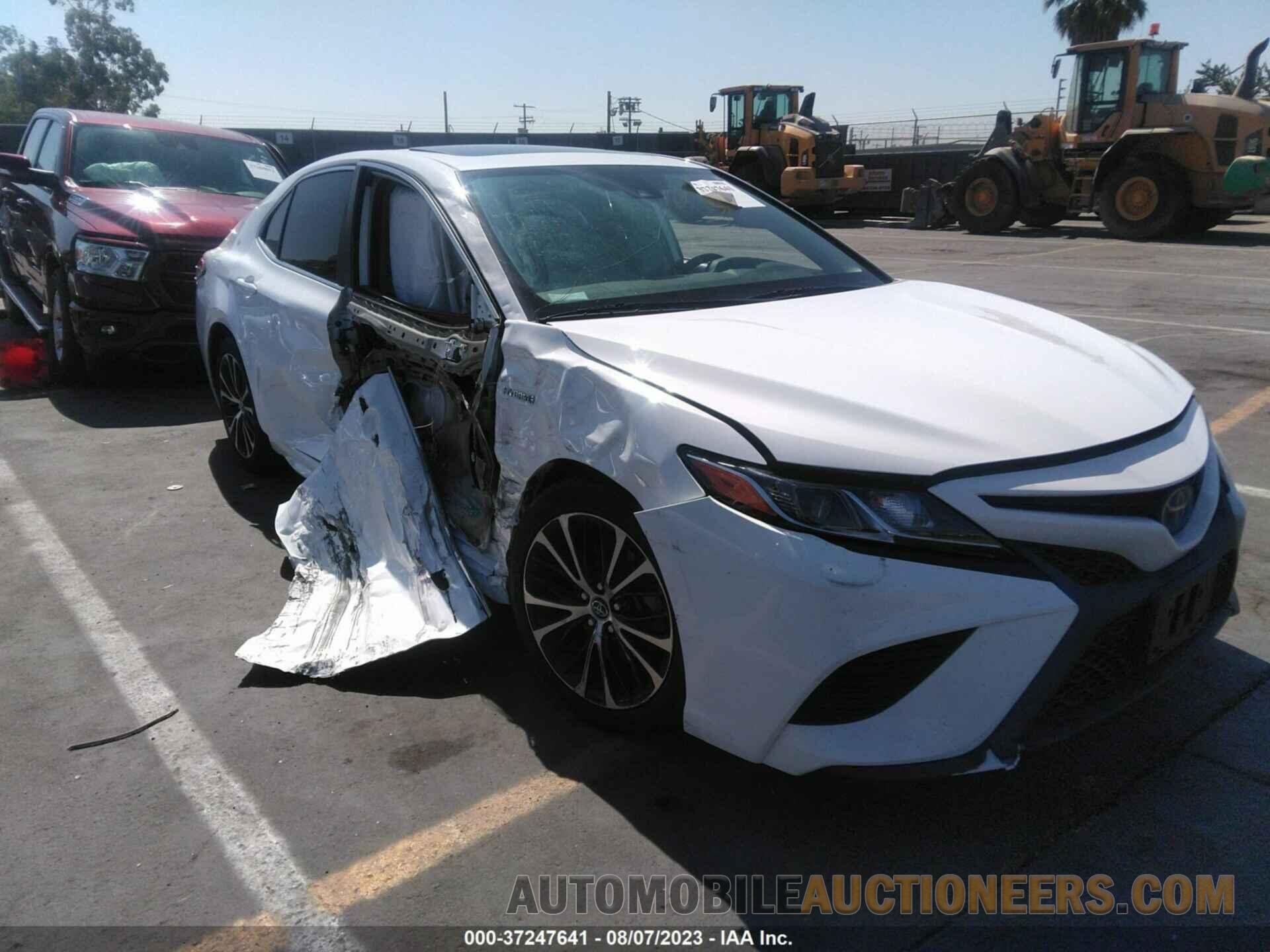 4T1B21HKXKU516825 TOYOTA CAMRY 2019