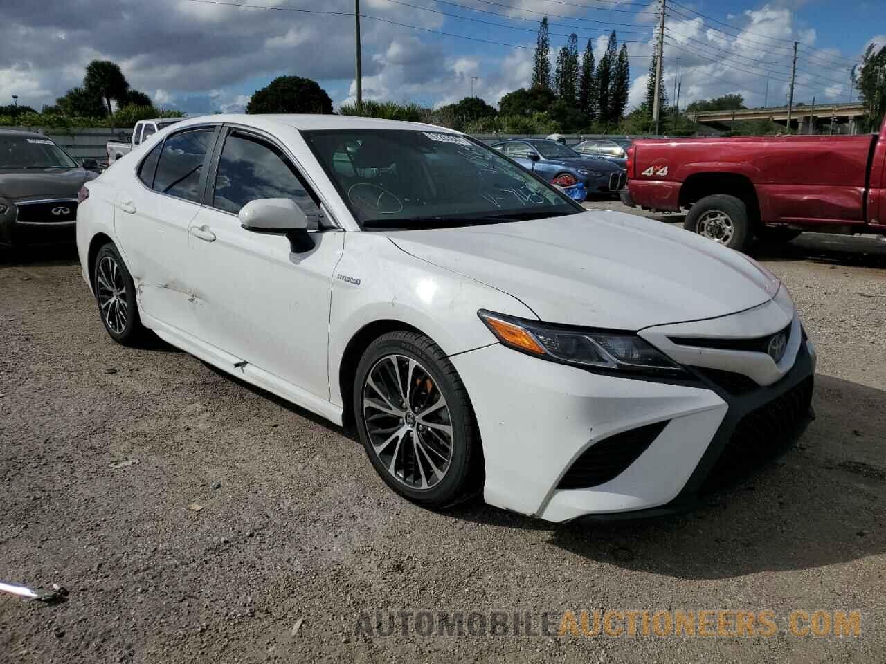 4T1B21HKXKU517439 TOYOTA CAMRY 2019