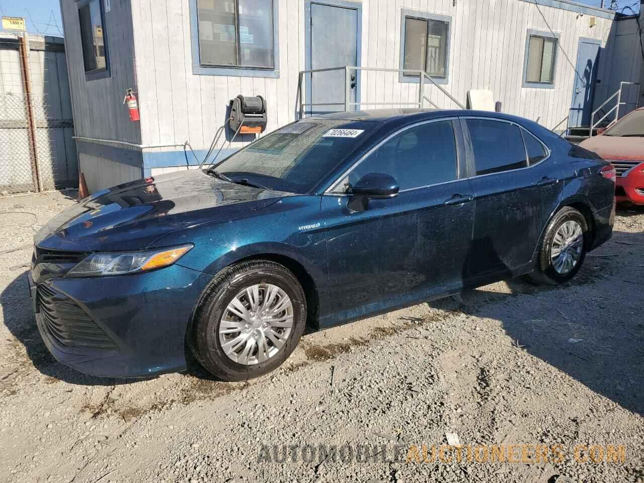 4T1B31HK2JU500209 TOYOTA CAMRY 2018