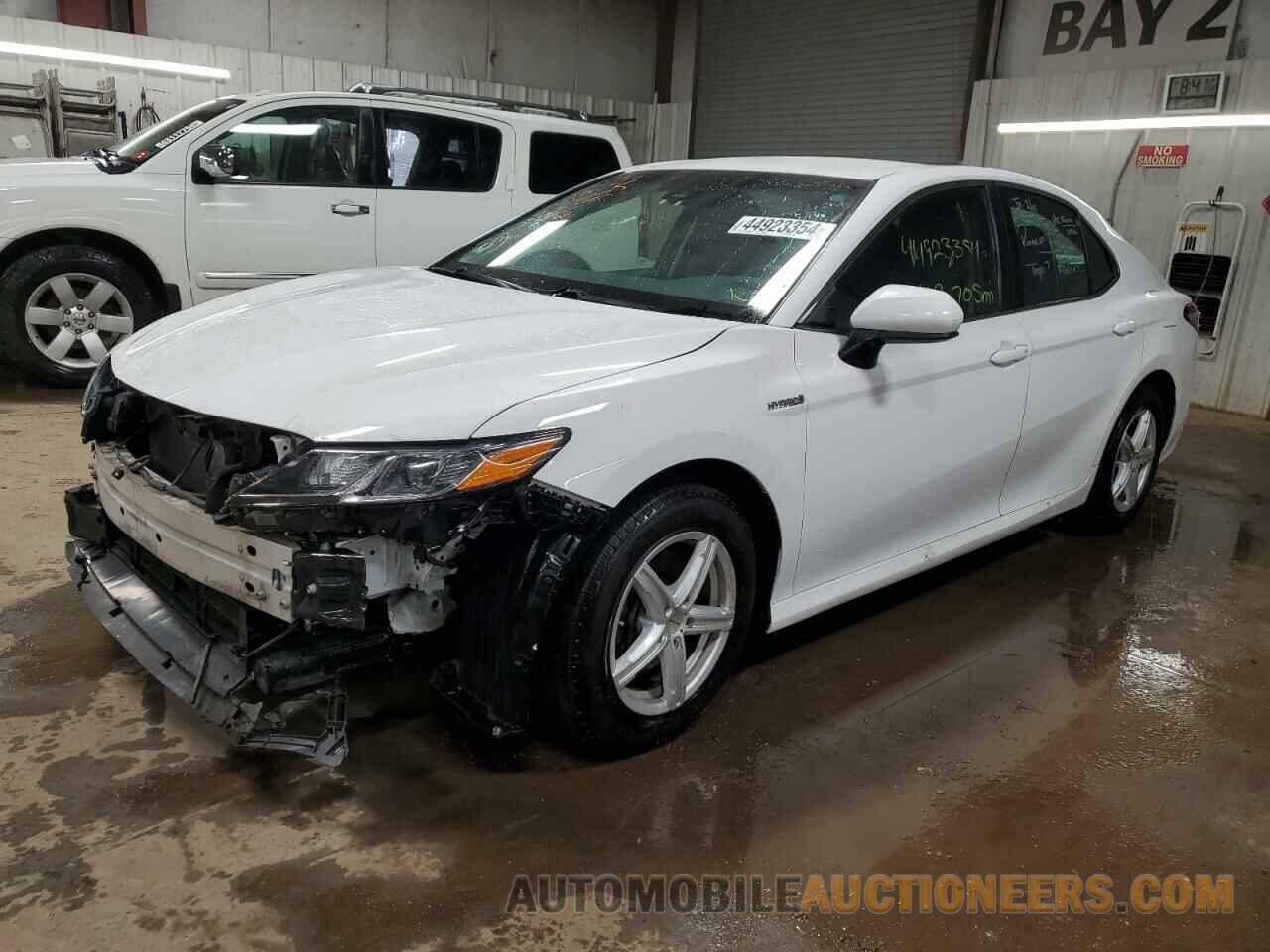 4T1B31HK2JU501697 TOYOTA CAMRY 2018