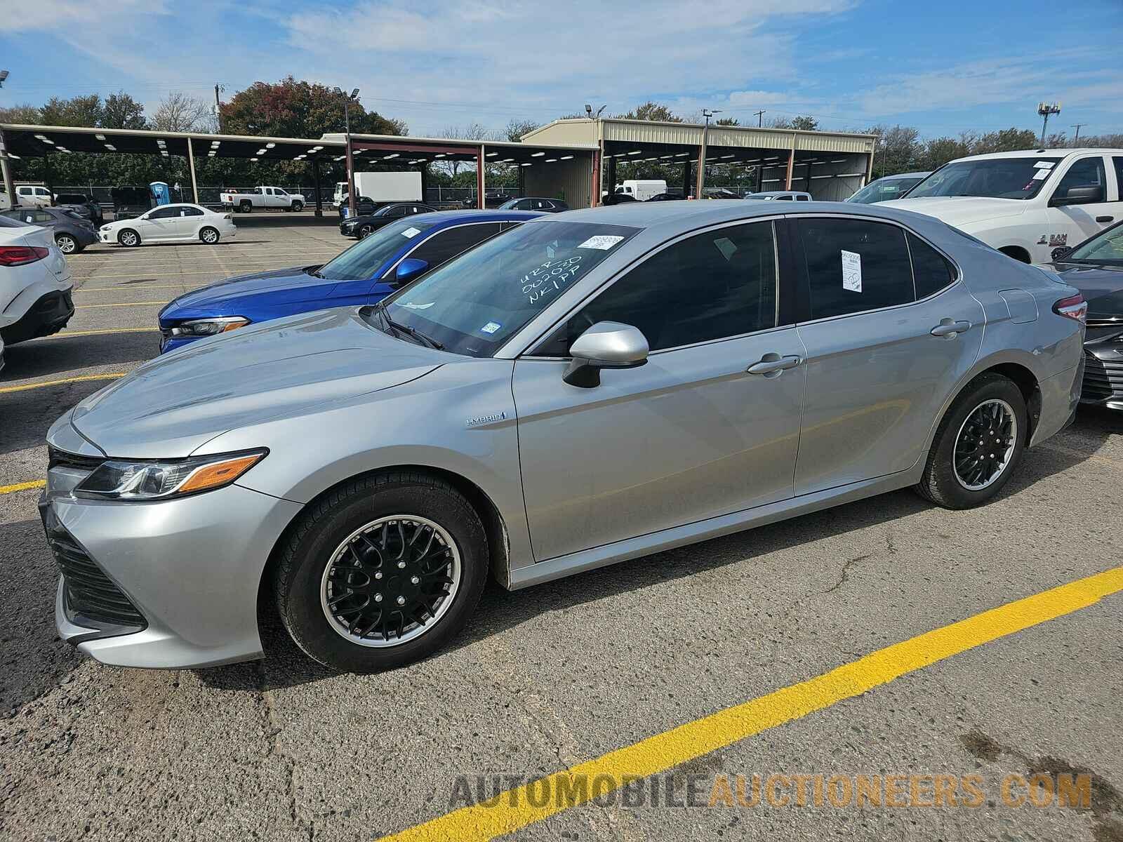 4T1B31HK4JU002030 Toyota Camry Hybrid 2018