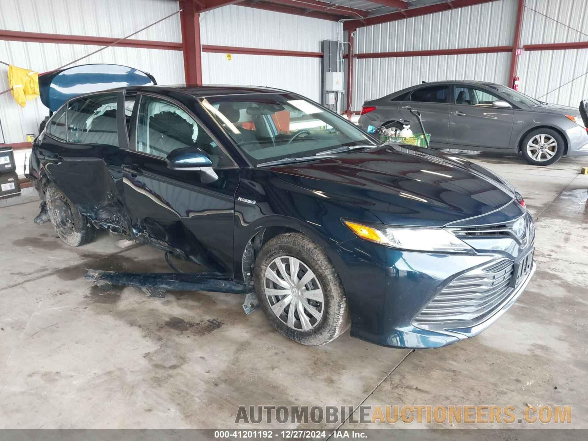 4T1B31HK5JU506585 TOYOTA CAMRY HYBRID 2018