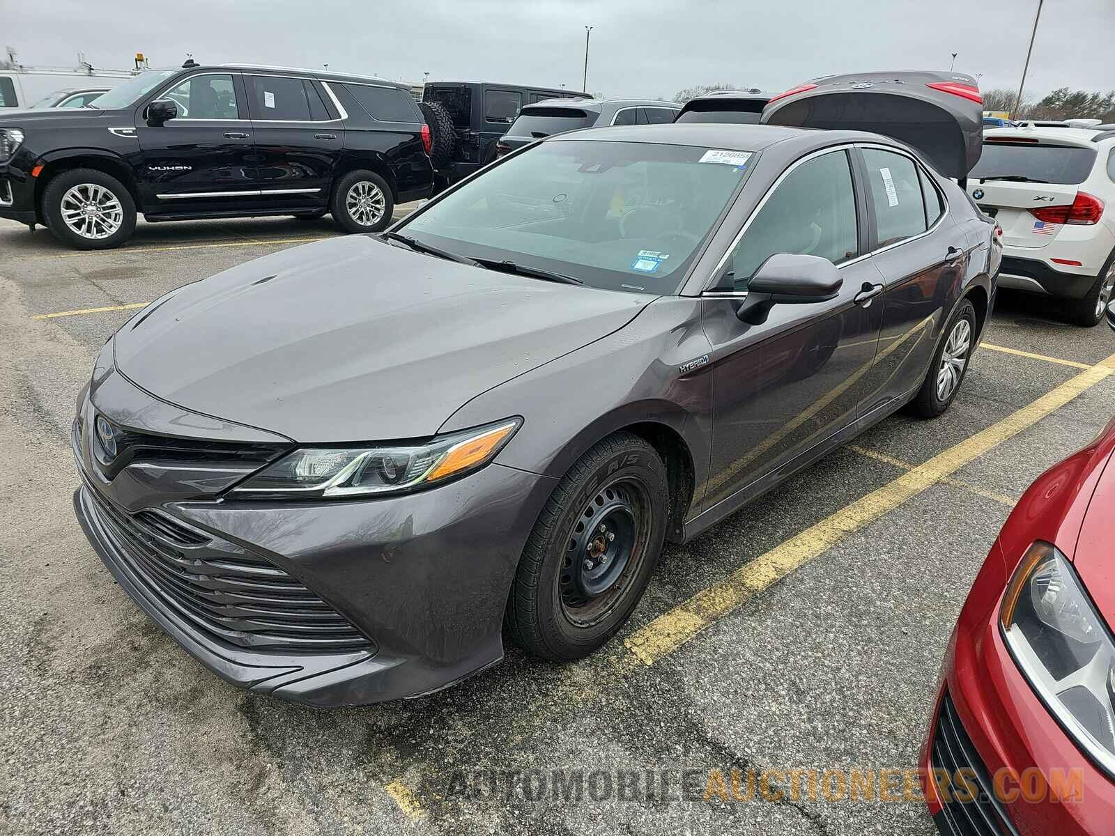 4T1B31HK6JU501069 Toyota Camry Hybrid 2018