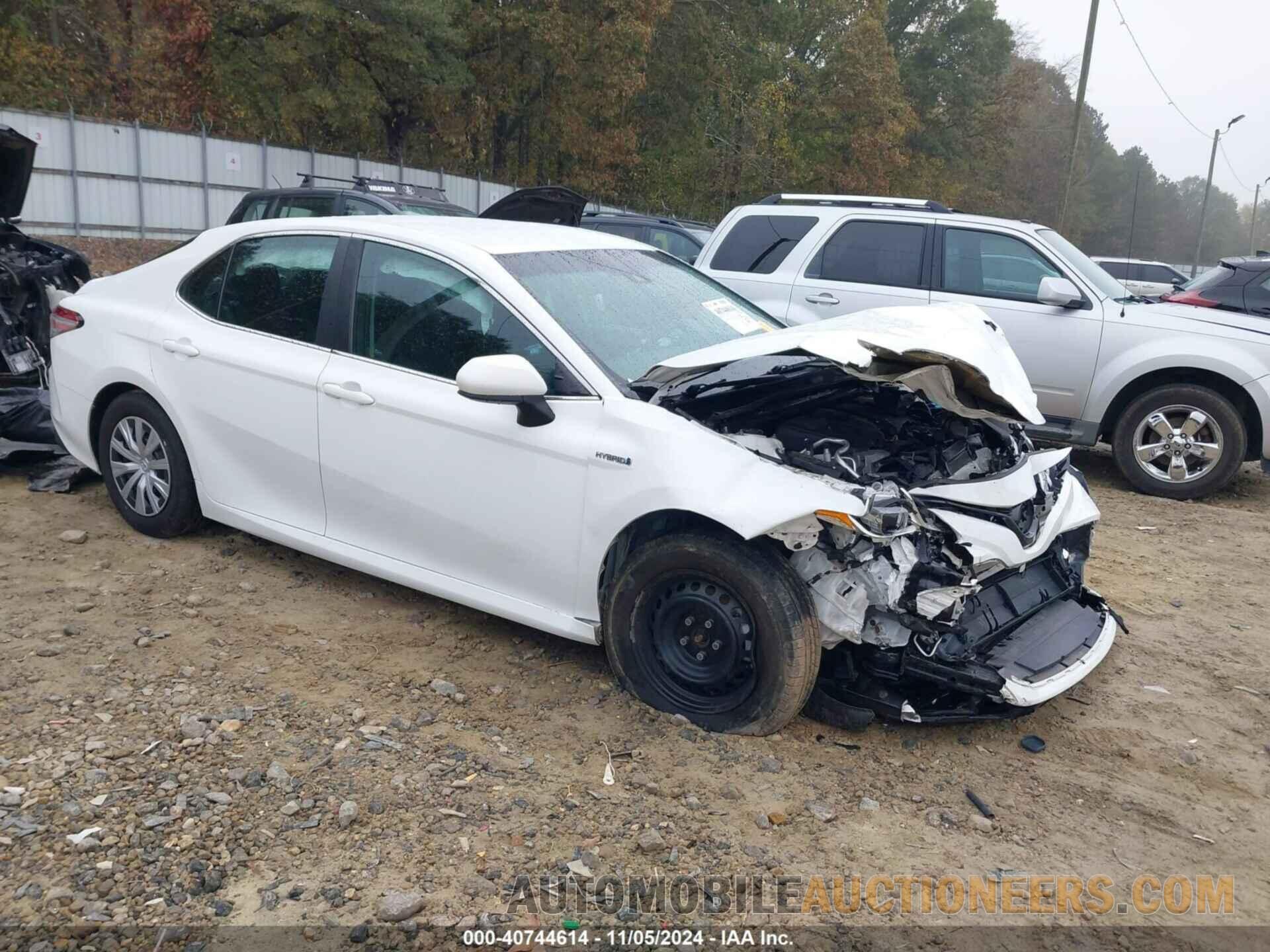 4T1B31HK6JU505641 TOYOTA CAMRY HYBRID 2018