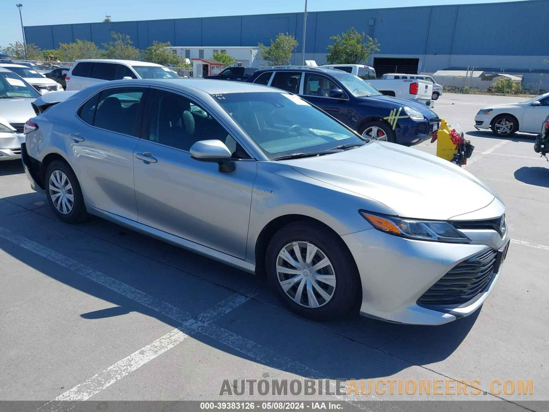 4T1B31HK8JU501395 TOYOTA CAMRY HYBRID 2018