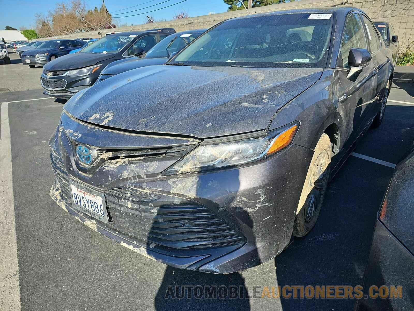 4T1B31HK9JU500823 Toyota Camry Hybrid 2018