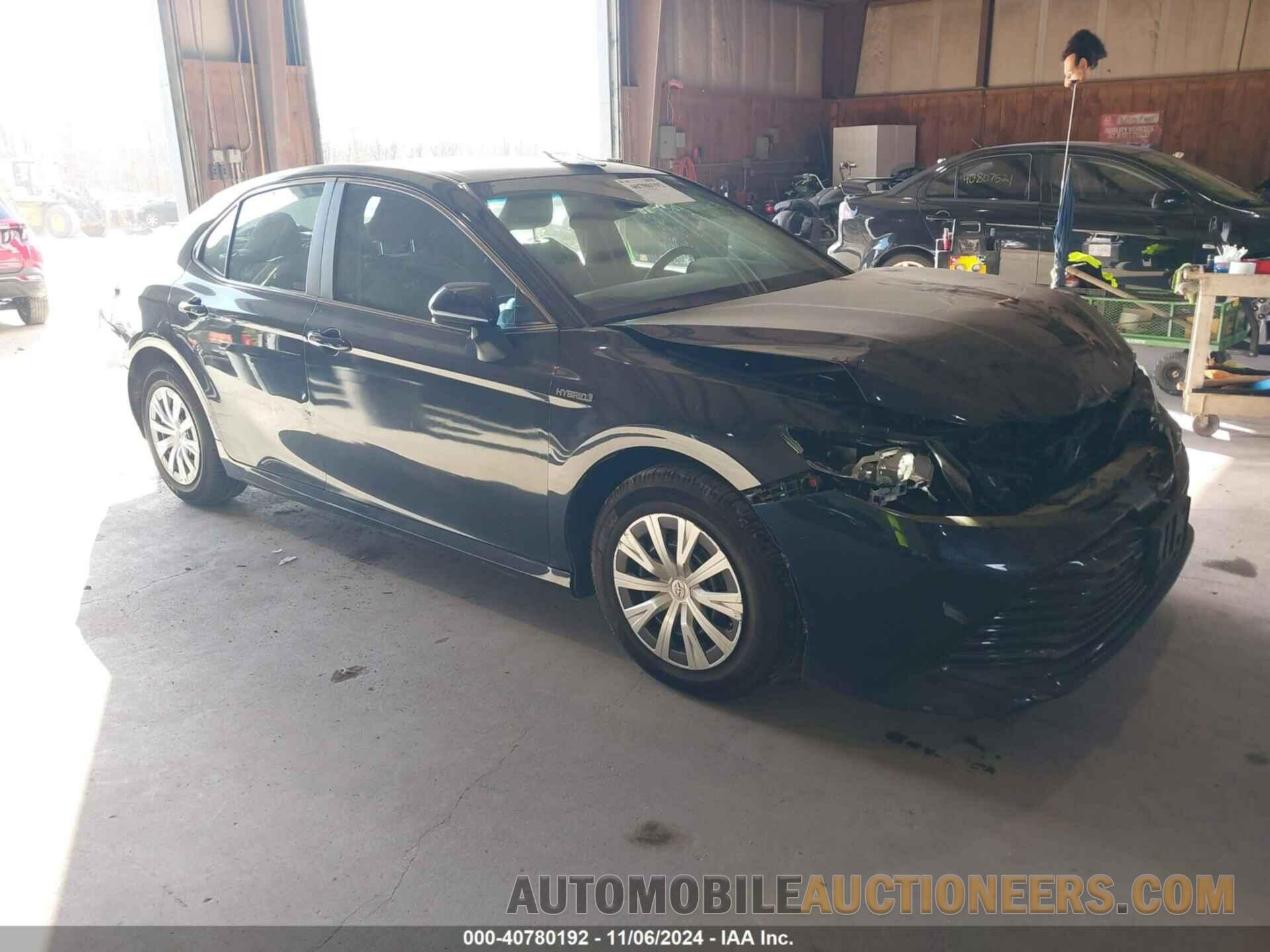 4T1B31HKXJU500717 TOYOTA CAMRY HYBRID 2018