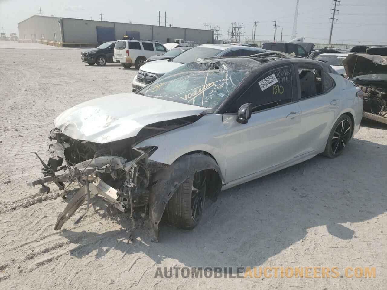 4T1B61HK0JU013212 TOYOTA CAMRY 2018