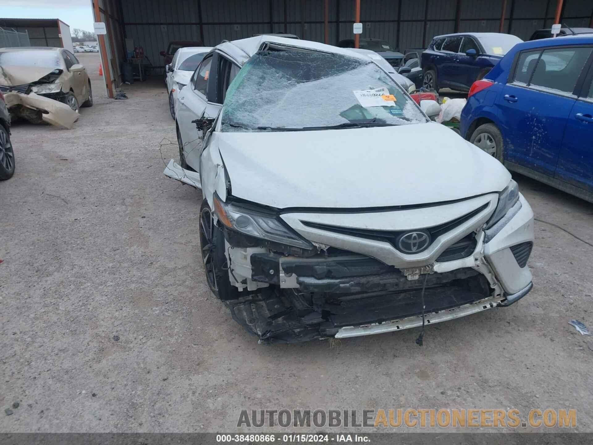 4T1B61HK0JU063253 TOYOTA CAMRY 2018