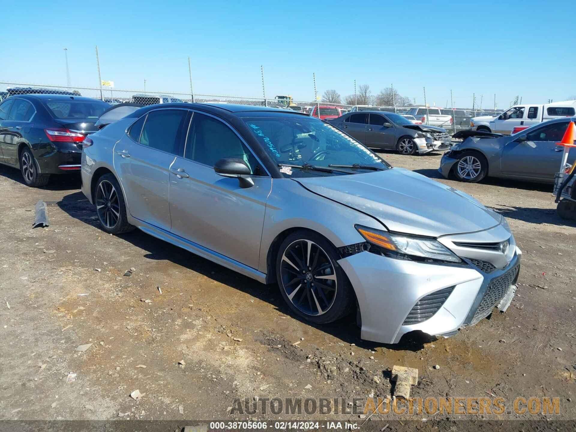 4T1B61HK0JU069344 TOYOTA CAMRY 2018