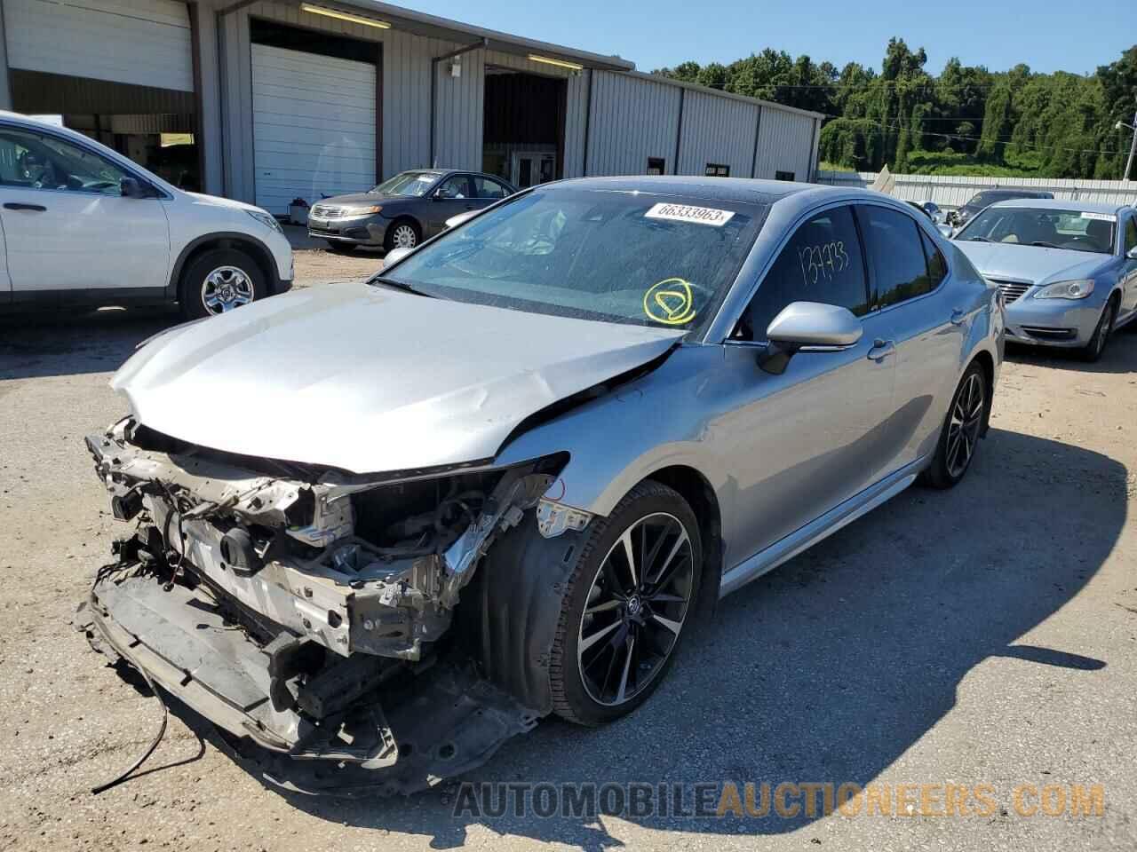 4T1B61HK0JU123869 TOYOTA CAMRY 2018