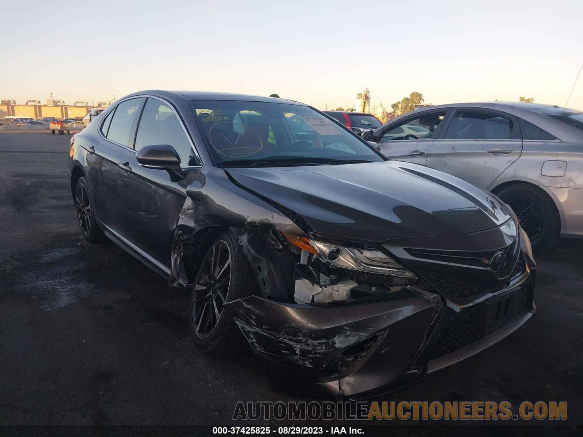 4T1B61HK0JU127968 TOYOTA CAMRY 2018