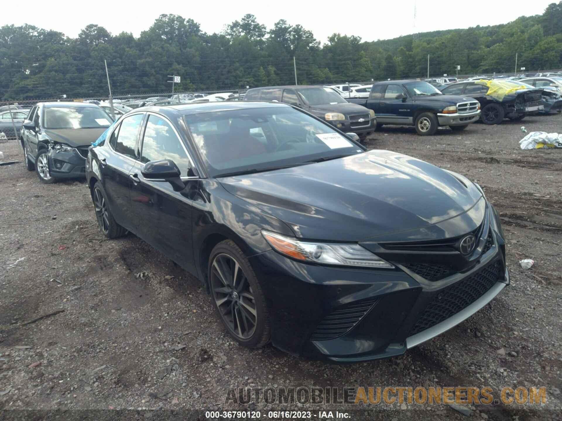 4T1B61HK0JU137304 TOYOTA CAMRY 2018