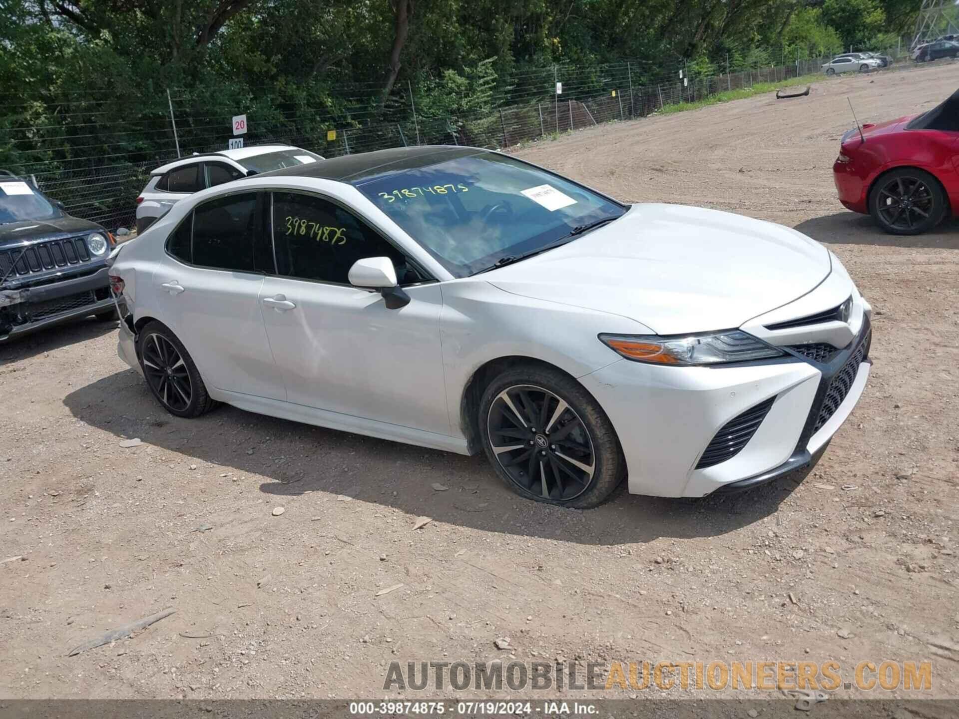 4T1B61HK0JU147122 TOYOTA CAMRY 2018