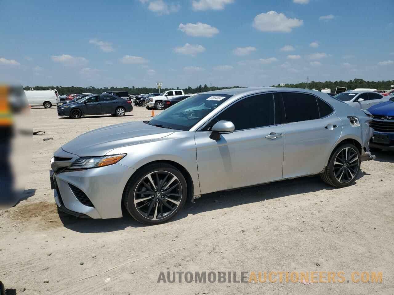 4T1B61HK0JU512284 TOYOTA CAMRY 2018