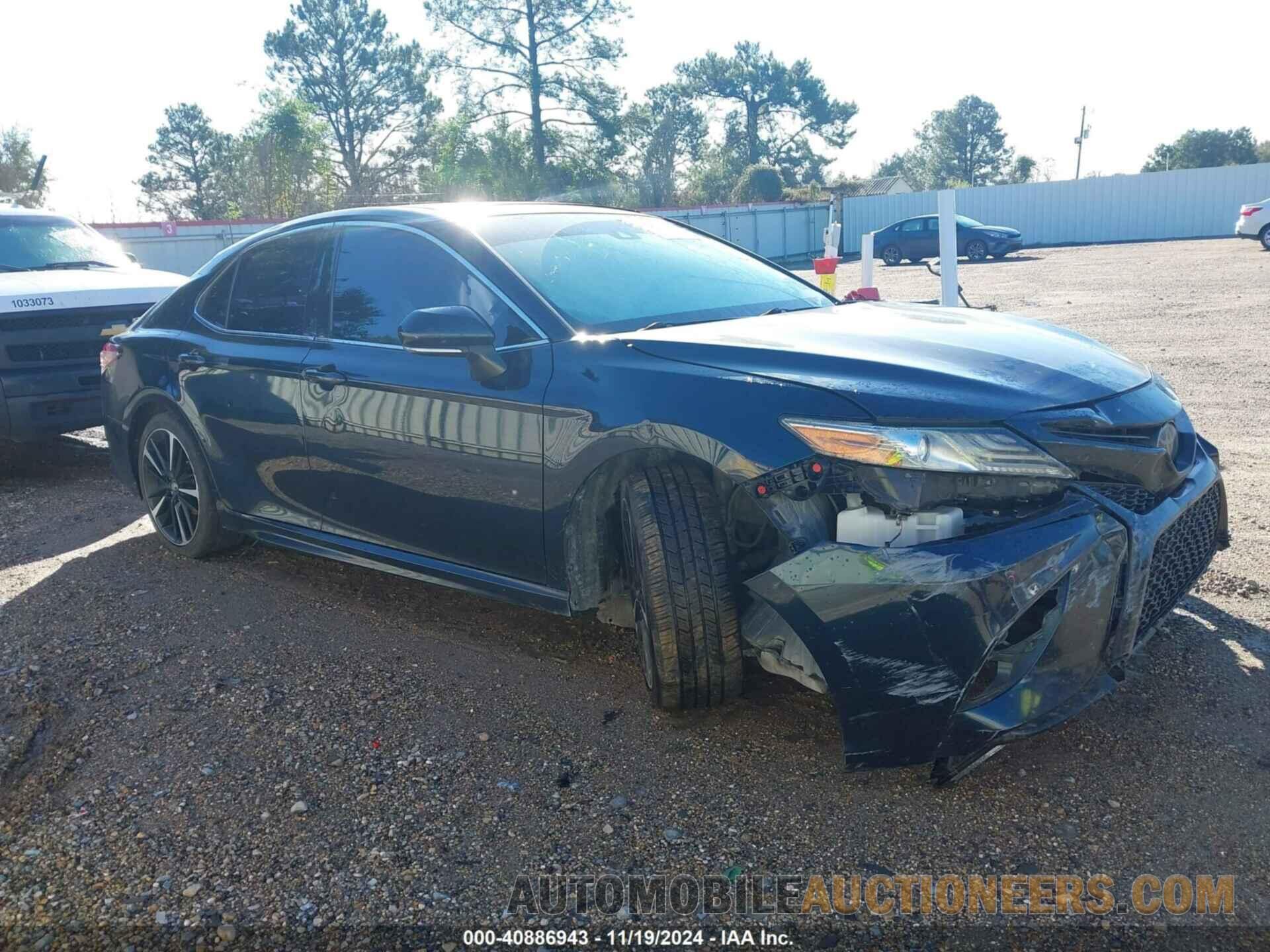 4T1B61HK0JU624972 TOYOTA CAMRY 2018