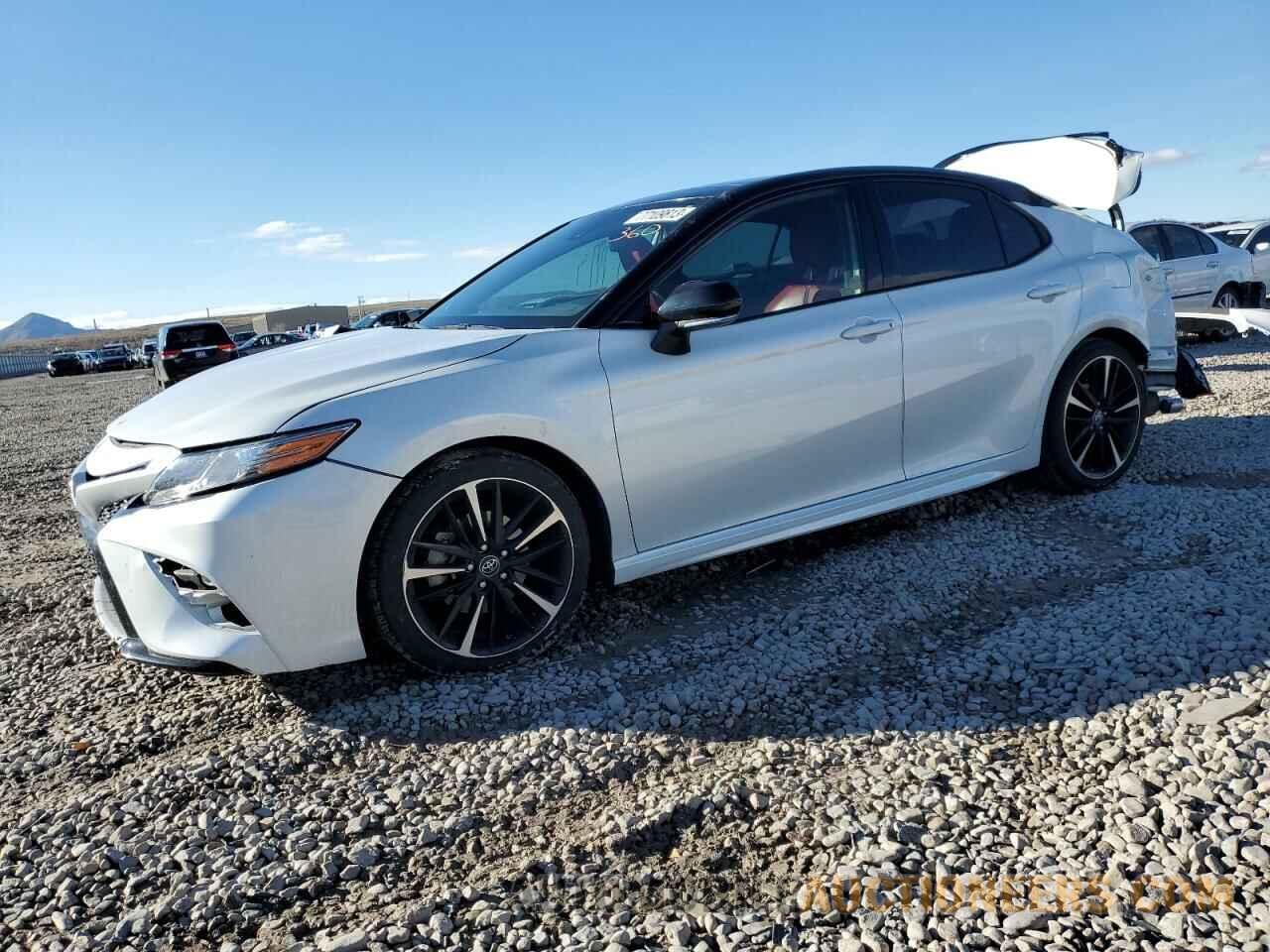 4T1B61HK0KU175181 TOYOTA CAMRY 2019